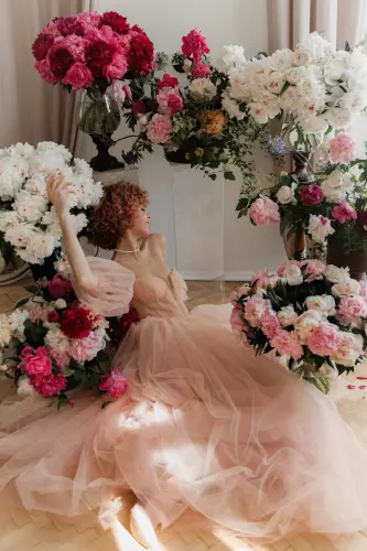 Сукня корсетна,пишна рожева